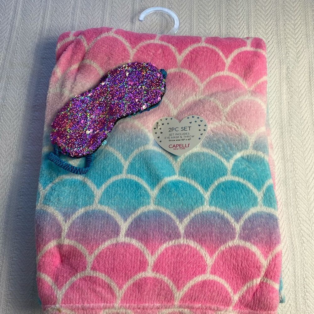 Capelli New York Mermaid Eyse Mask and Throw Set
